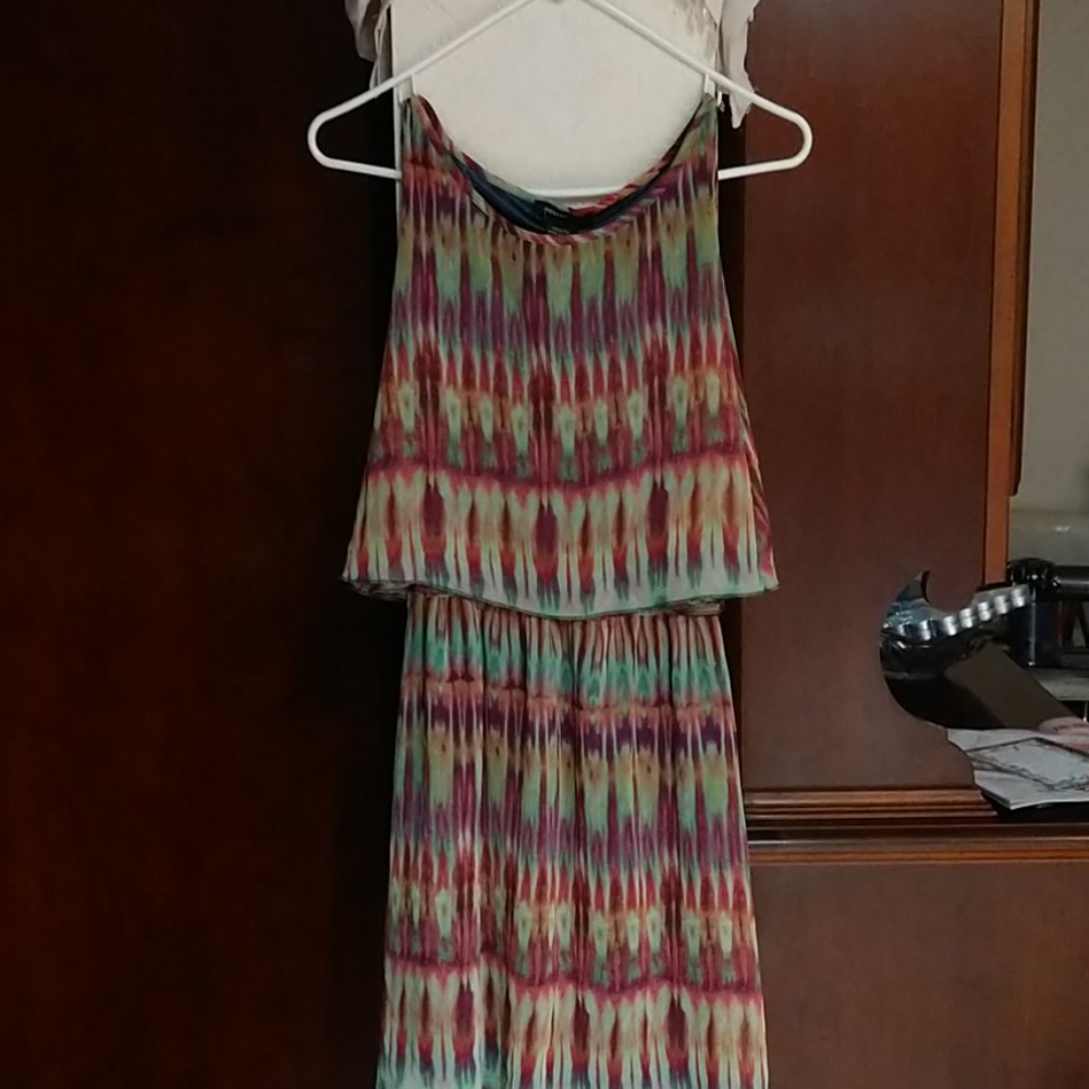 Dress - Picture 2 of 4
